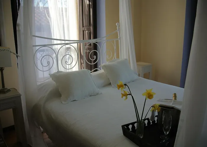 Rural El Algaire Arquera de Salas